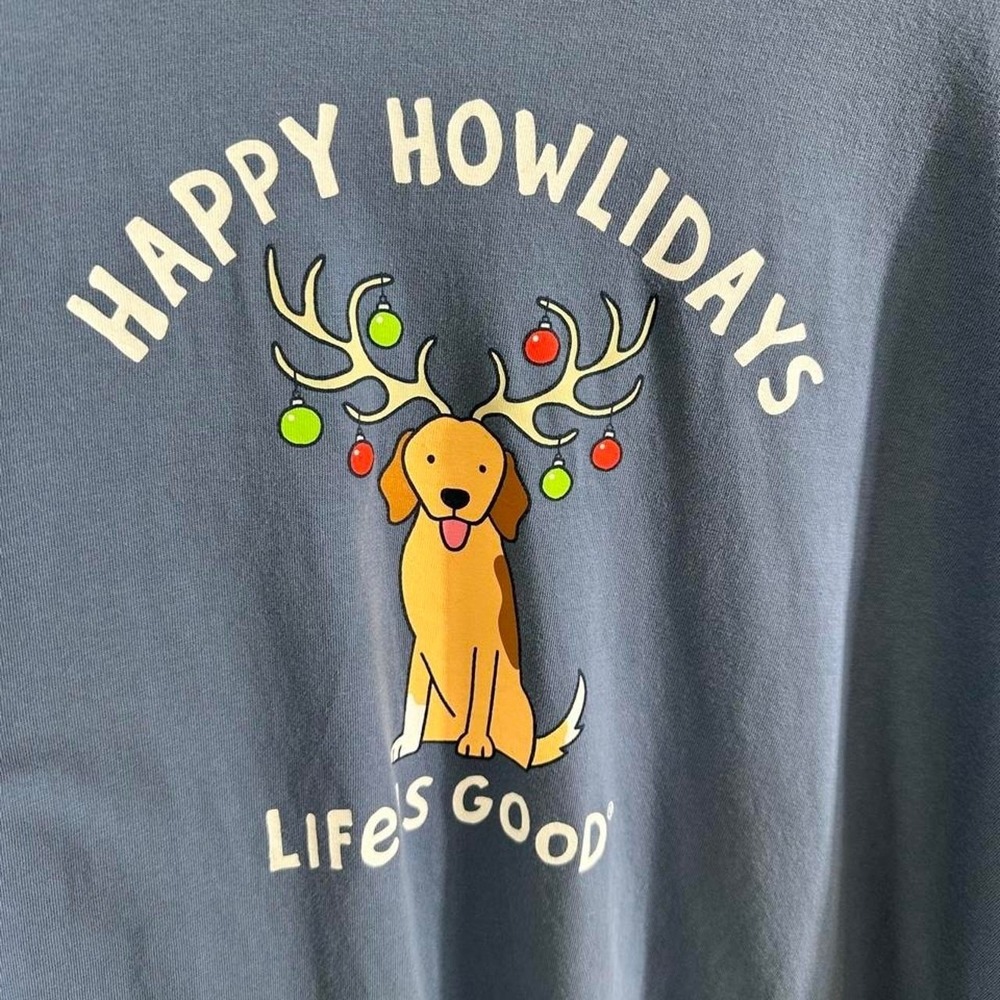 Life is Good Blue long sleeve Men'shirt with graphic 'HAPPY HOWLIDAYS' - Picture 3 of 6